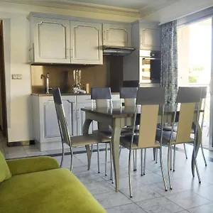 Aparthotel Villa Romana Frejus, Frejus